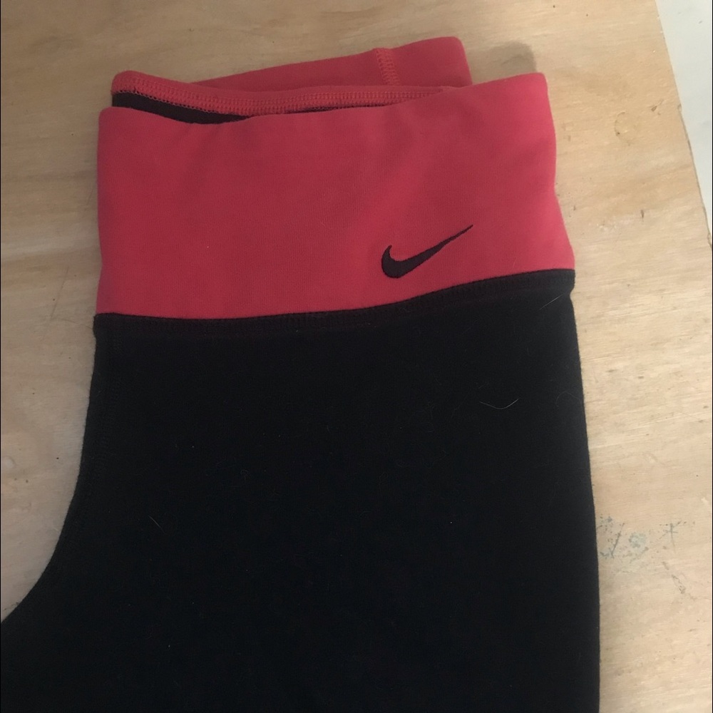 Nike Capris. S. EUC.